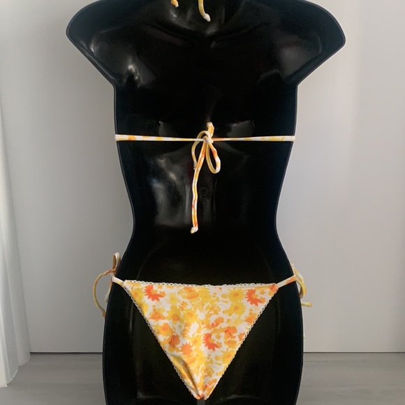 Swimming Suit - Picture 8 of 8